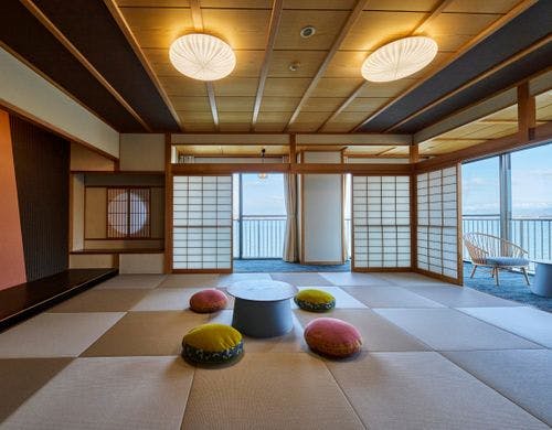 コンフォートコーナールーム　湖白