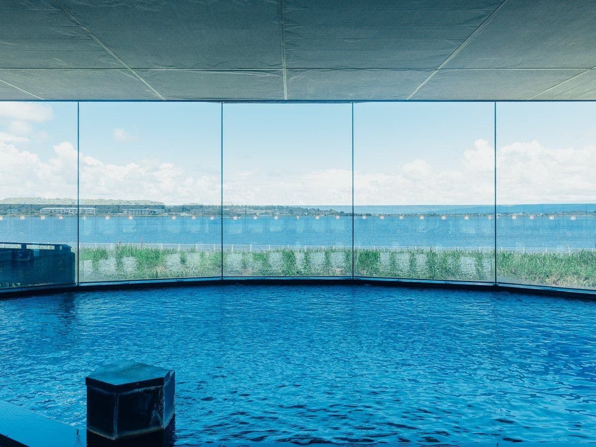 湖畔の宿　森本