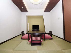 ロイヤルホテル　沖縄残波岬（旧：沖縄残波岬ロイヤルホテル）