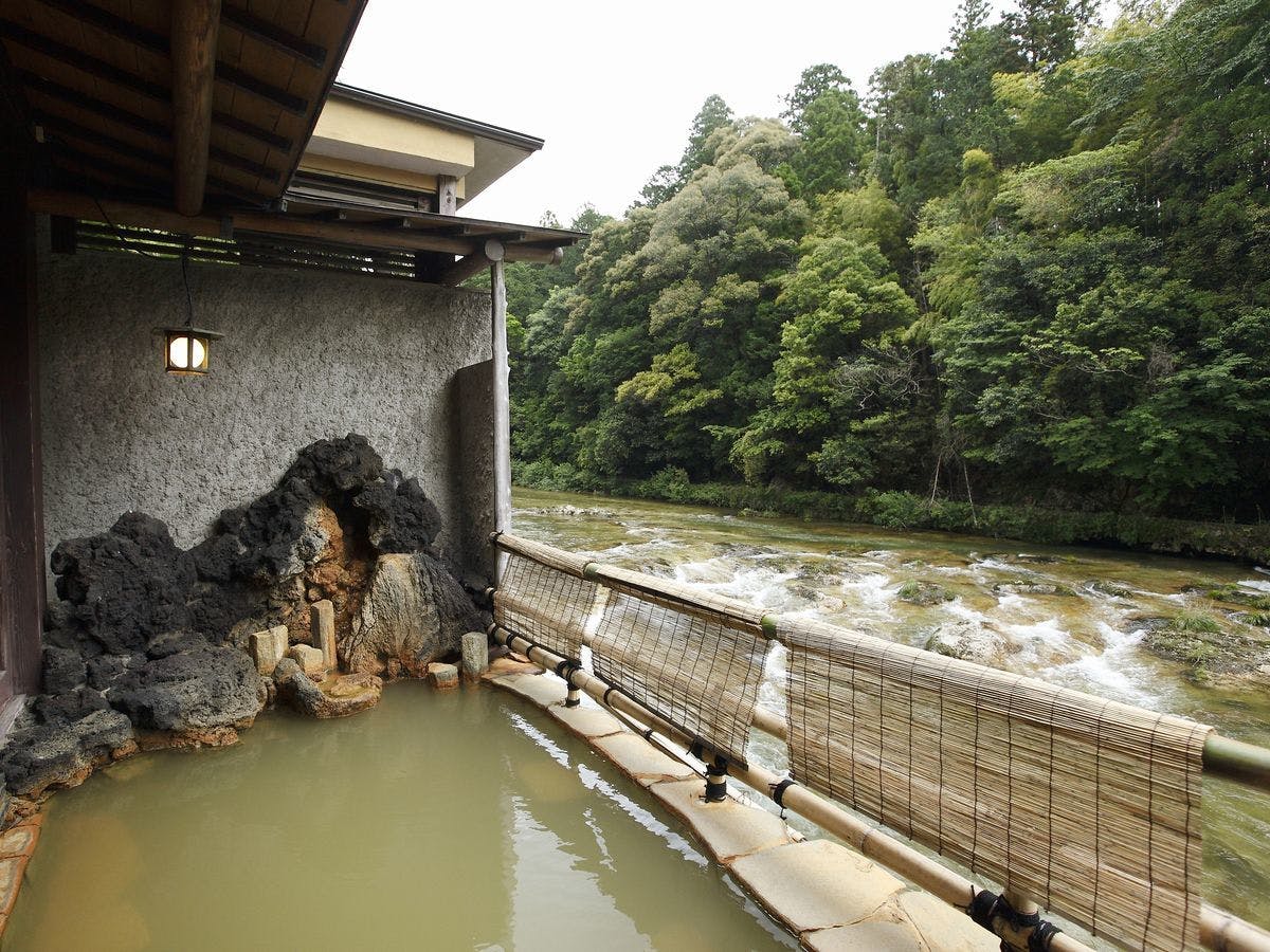 【お日にち限定】見つけた方はお早めに！源泉かけ流し温泉を満喫！素泊まりプラン