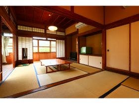 千人風呂　金谷旅館　日本一の総檜風呂