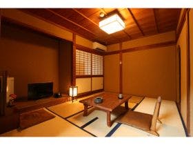 千人風呂　金谷旅館　日本一の総檜風呂