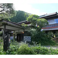 ทัศนียภาพภายนอกในตอนกลางวัน