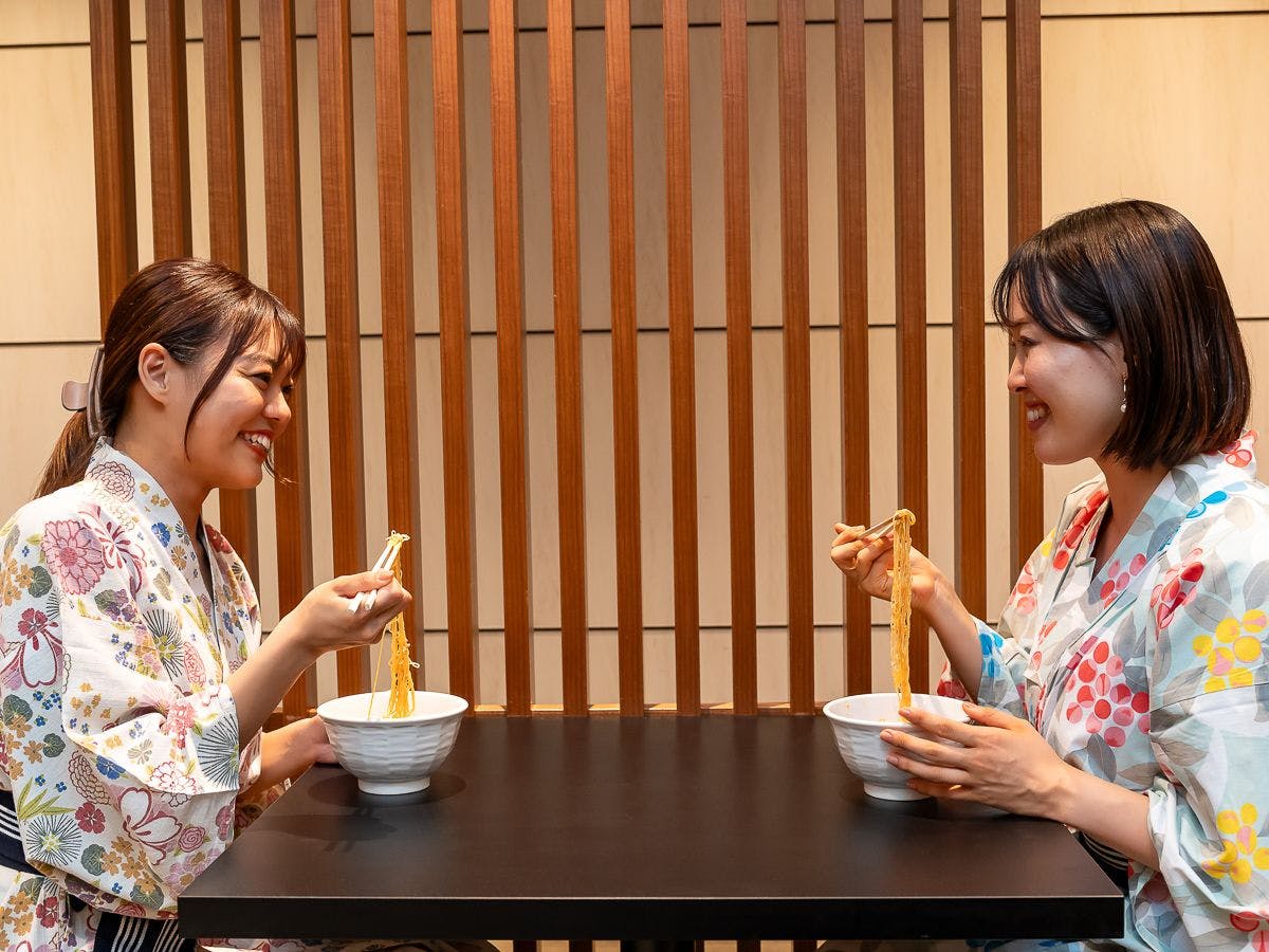 【夜鳴き担々麺】無料サービス！