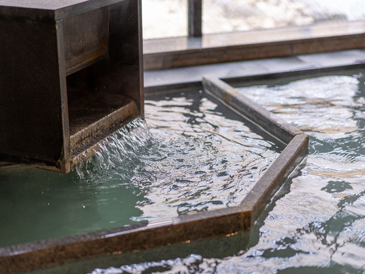 【温泉】にごり湯の天然温泉