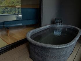 越中五位花尾温泉　山帽子