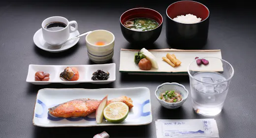 四季折々の由布岳を望む癒しの朝食付きプラン 露天風呂付き客室 離れ (朝食付)