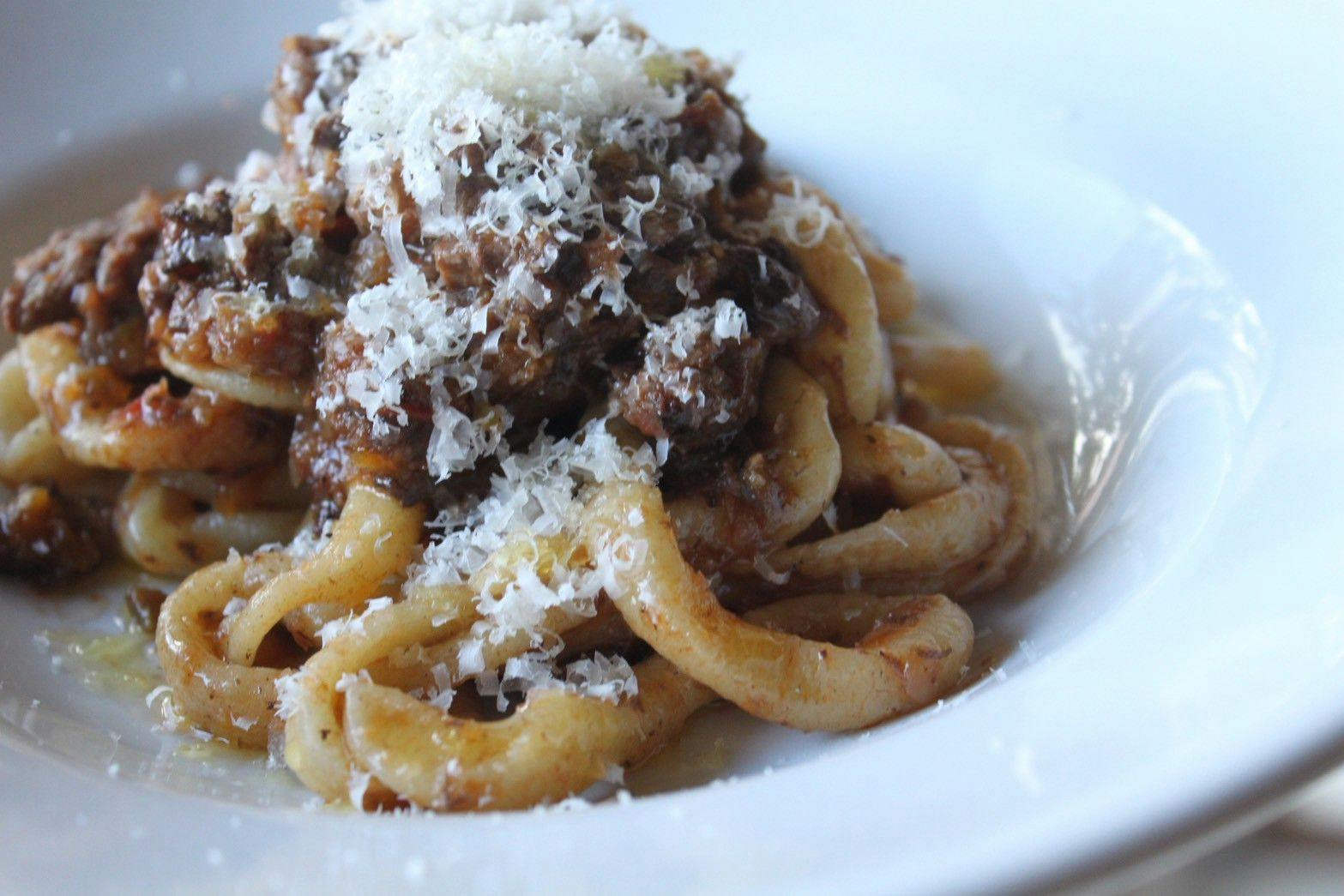 พาสต้า "พิจิ" แบบดั้งเดิมของแคว้นทัสคานี