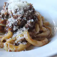 พาสต้า "พิจิ" แบบดั้งเดิมของแคว้นทัสคานี