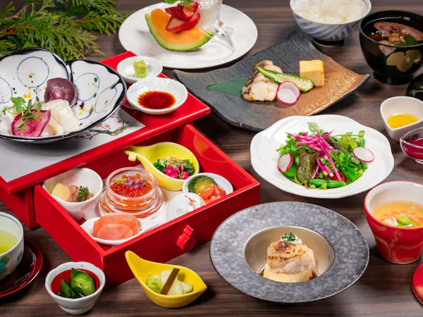【夕食・朝食付】温泉付き客室と地元北海道の新鮮食材を楽しむ極上ステイを