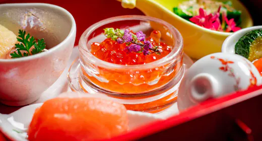 【プレミアムスイート/朝食付】温泉付き客室とこだわりの朝食で非日常のリラックス時間を