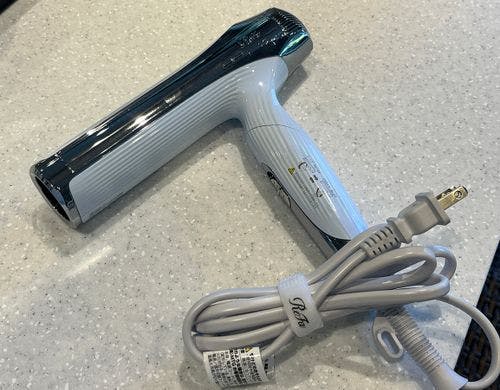 アメニティー (リファ・ヘアードライヤー)