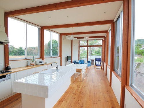 south cottage living room