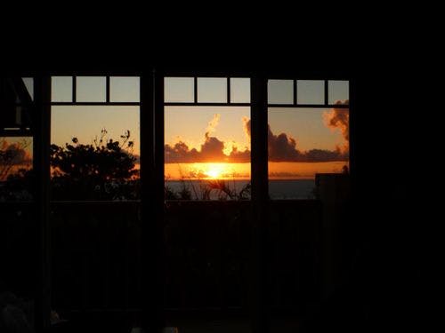 【リビングルームから眺めるサンセット】