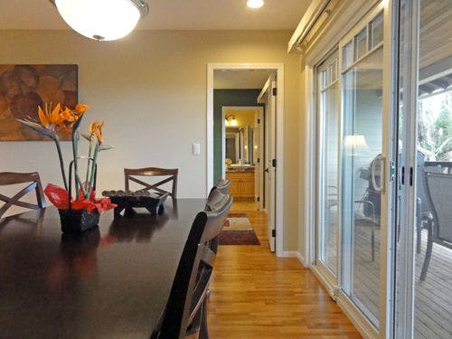 ダイニングからマスター