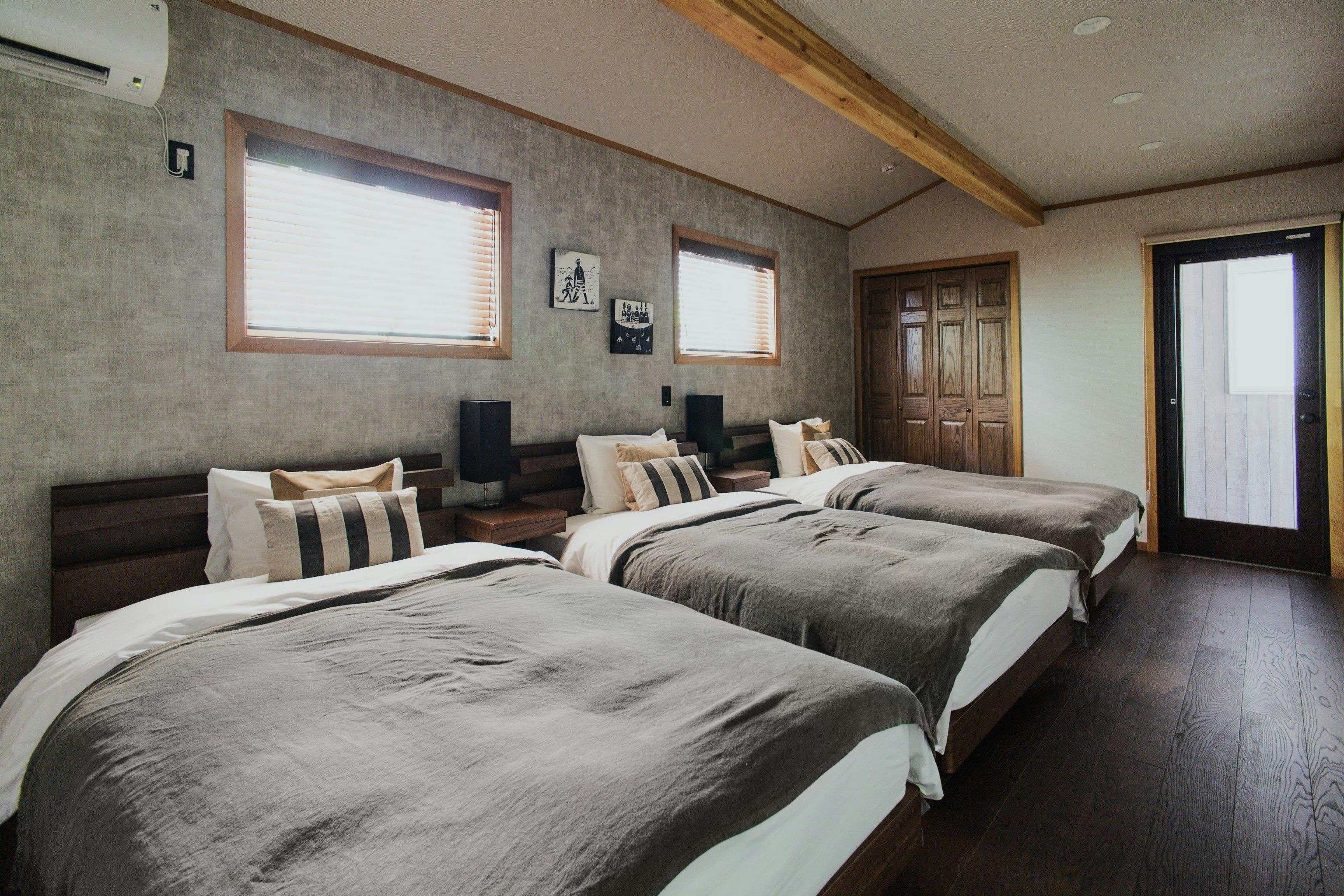 Monterey House by SANA