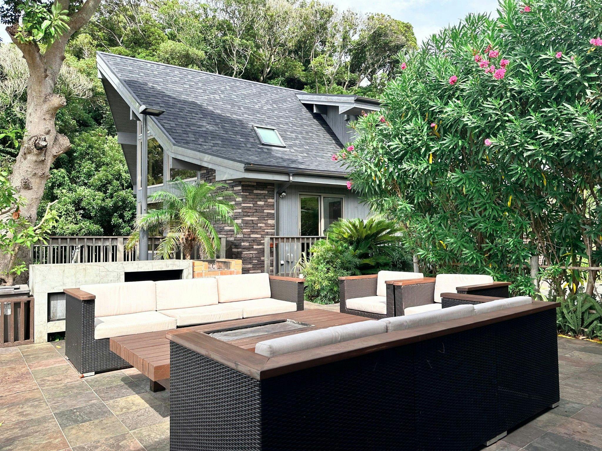 Monterey House by SANA