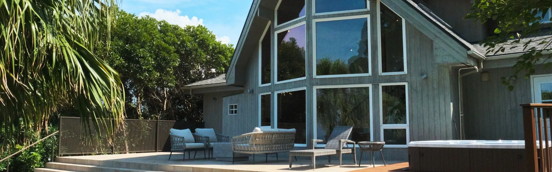 Monterey House by SANA