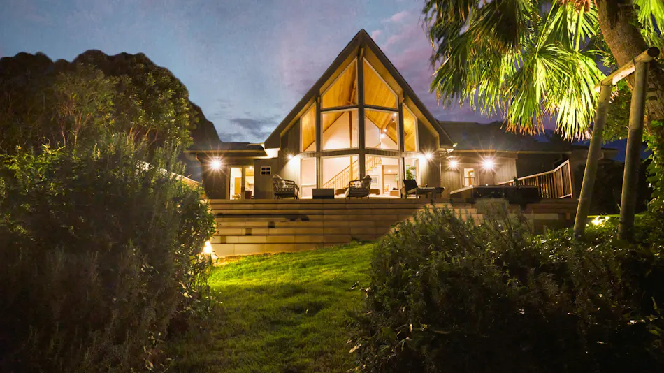 Monterey House by SANA