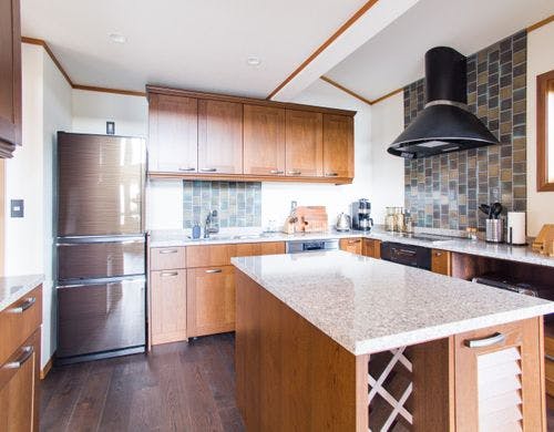 The earl－アイランドキッチン