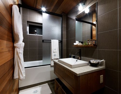 Point Pinos－寝室3室に専用バスを完備