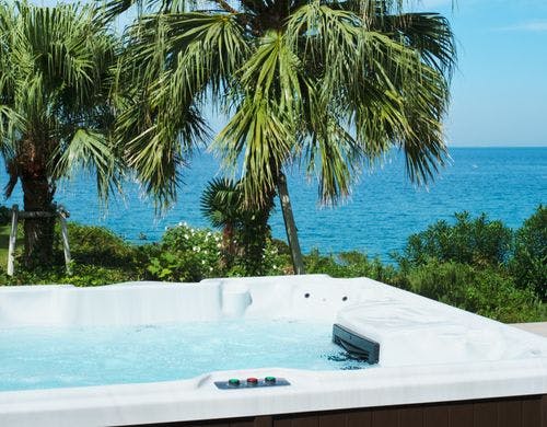 インフィニティジャグジー／Point Pinos