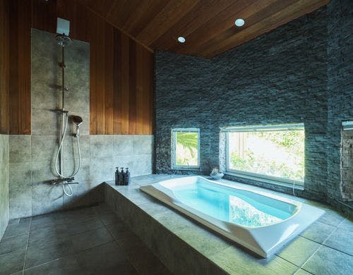 メインバスルーム／Point Pinos