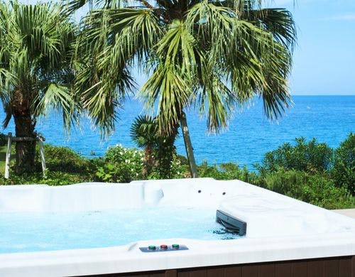 インフィニティジャグジー／Point Pinos