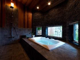 Monterey House by SANA