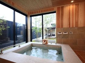 天然温泉＆プライベートSPA 瑠璃浜