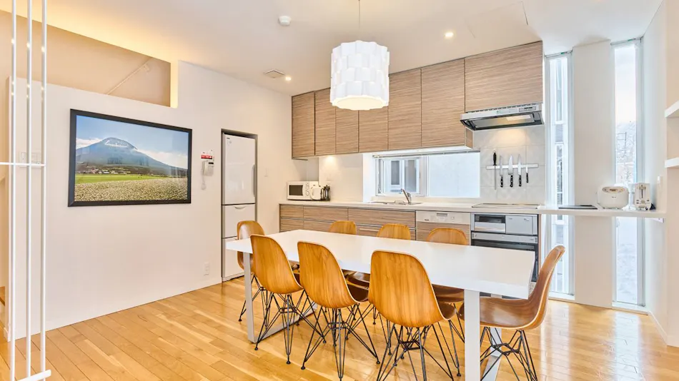 Niseko Central House & Apartment