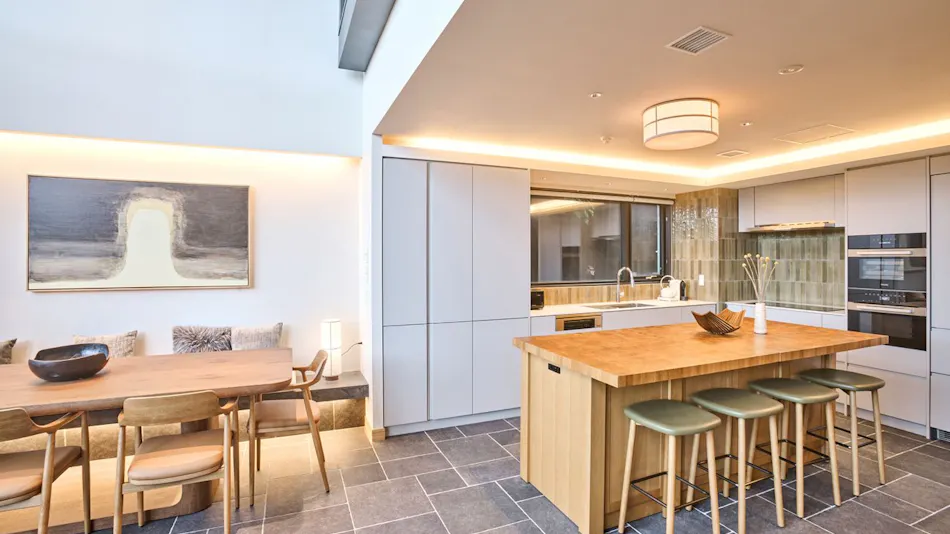 Niseko Central House & Apartment