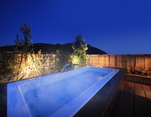 屋上ジャグジー