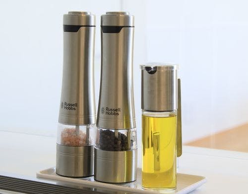 塩・胡椒・油をご用意しております