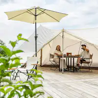 テントルームとウッドデッキ