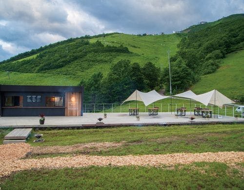 カモシカラウンジ