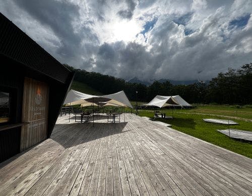 カモシカラウンジ