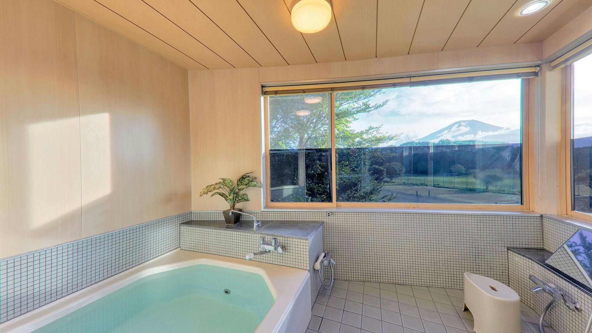 風呂■富士山を望む展望風呂