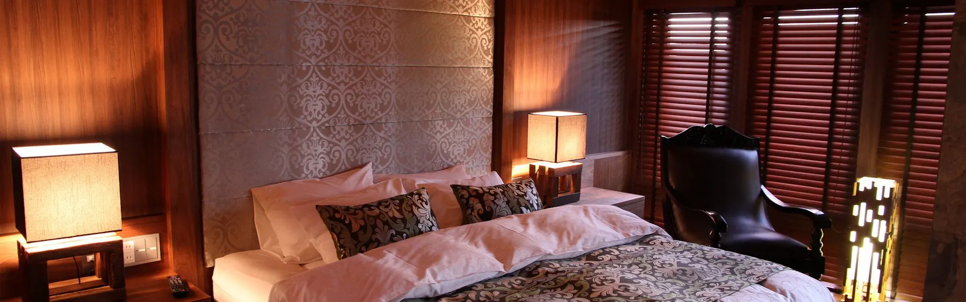 INDIGO HOUSE DS1