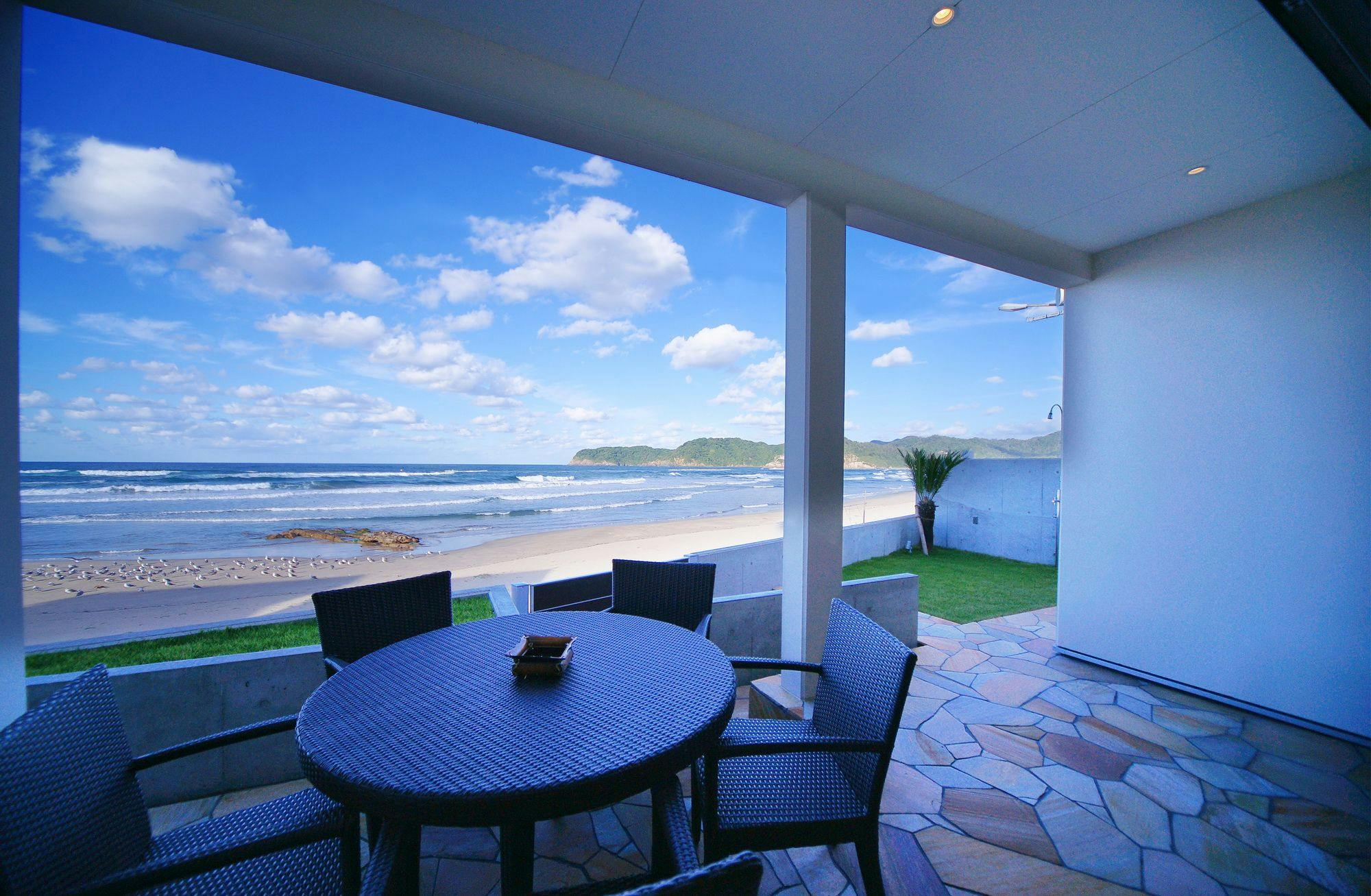 INDIGO HOUSE DS1