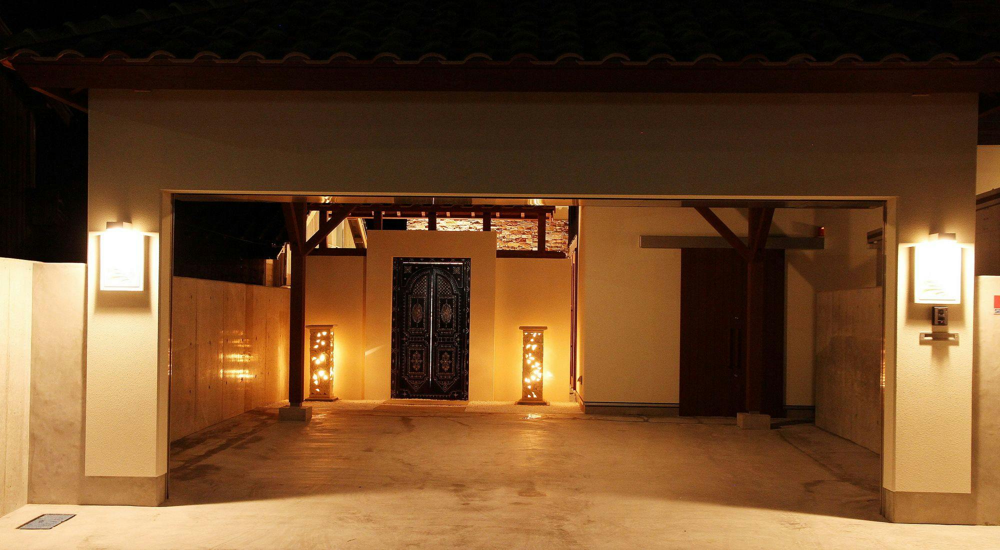 INDIGO HOUSE DS1