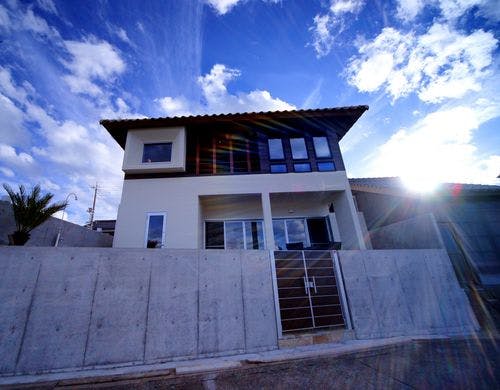 ２階建ての一戸建貸切です☆