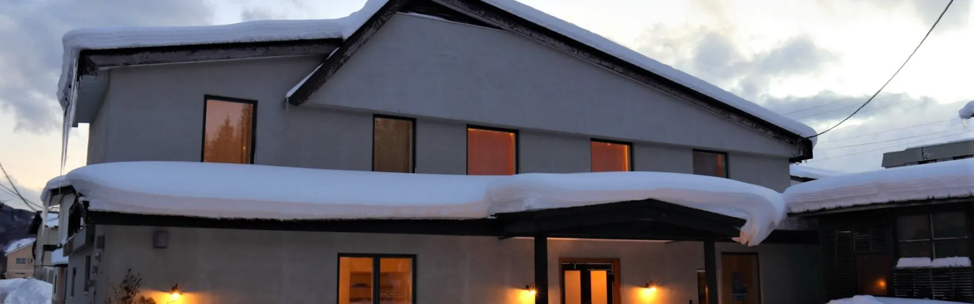 Square 8(旧:HAKUBA Funny hours)