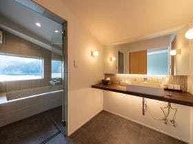 Ｈａｍａｂｅのコテージ　銀の海