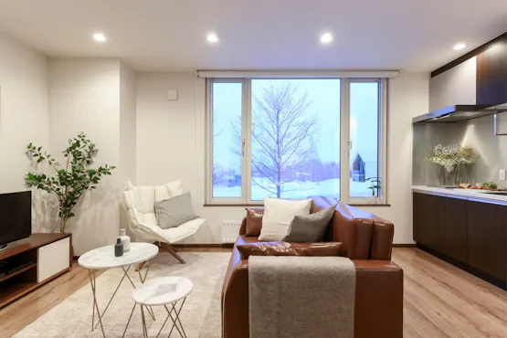 1 ห้องนอน, ห้องนั่งเล่น