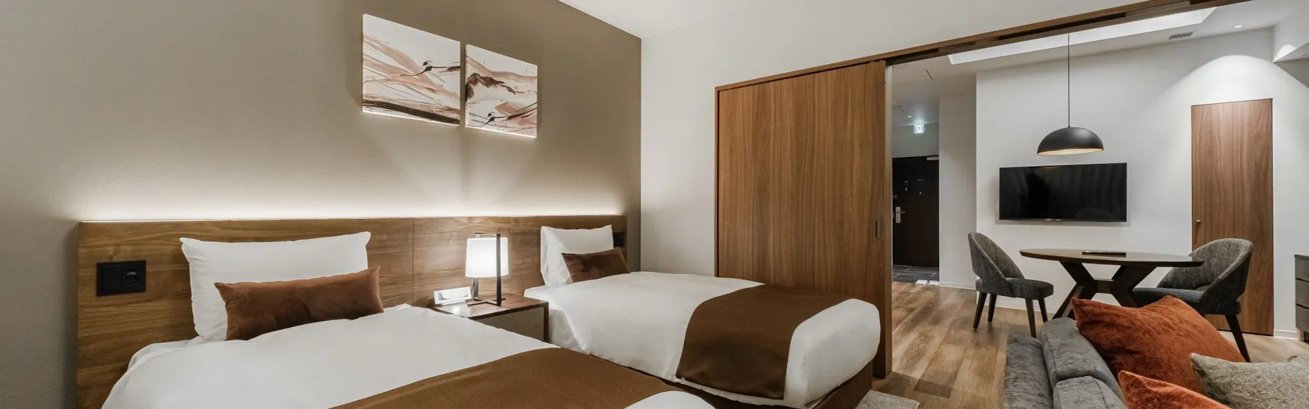 ザ・ヴェール・ルスツ | THE VALE RUSUTSU