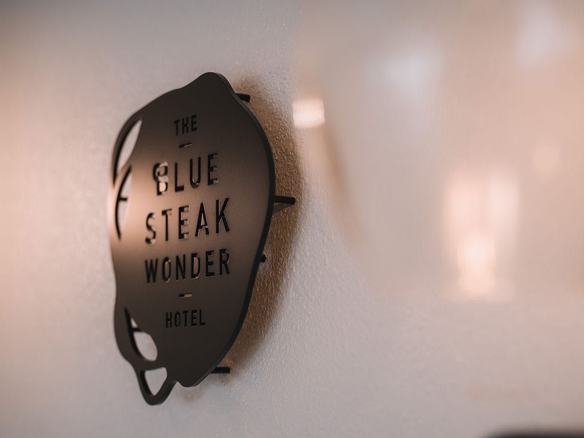 BLUE STEAK WONDER NAGAHAMA　沖縄読谷