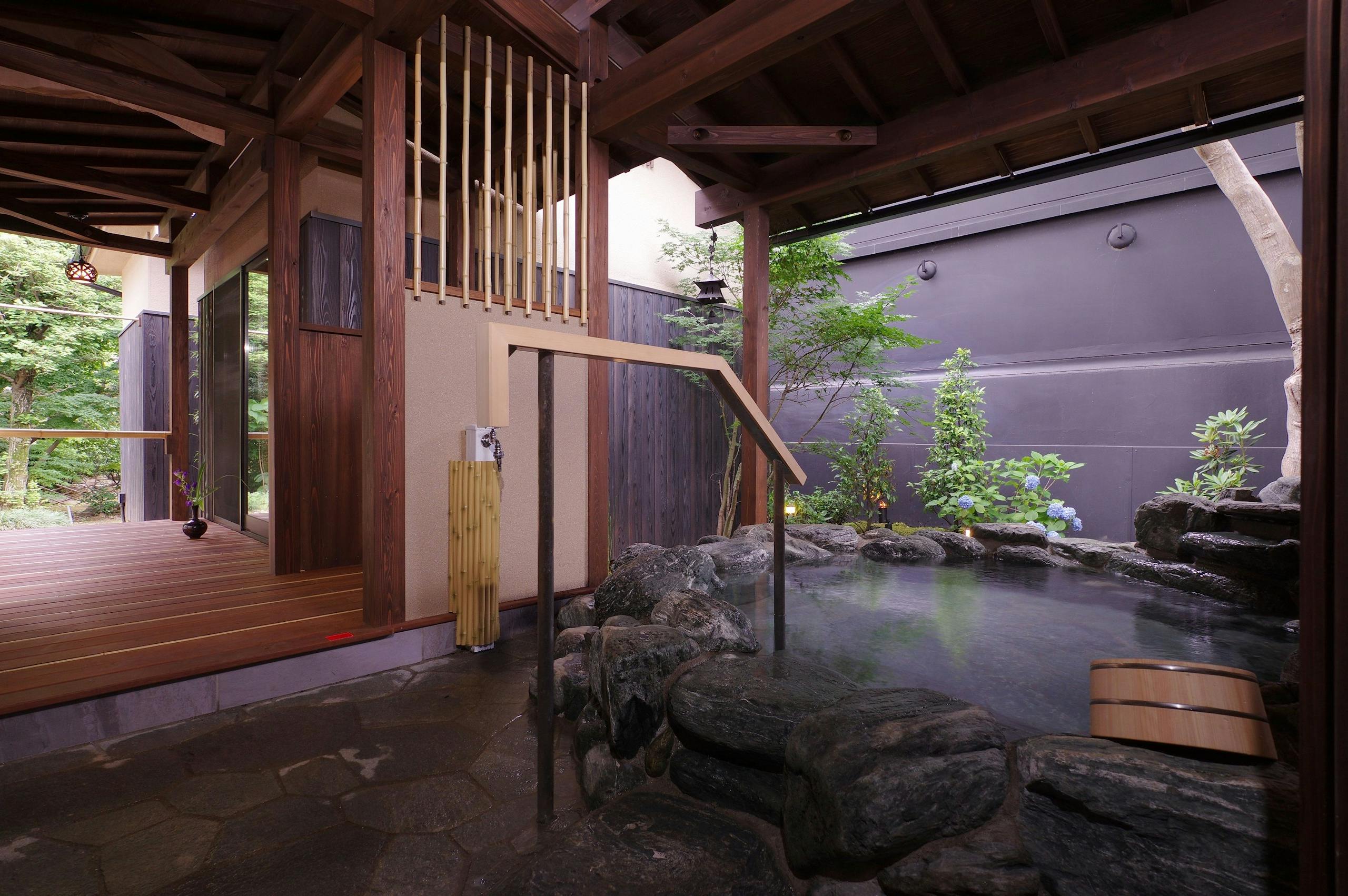丹徳庭園