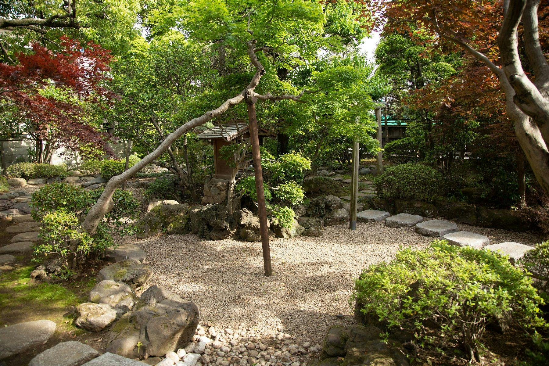 丹徳庭園