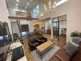 【愛知県尾張・犬山・小牧・鵜沼の高級貸別荘・コテージ】アンティークス犬山